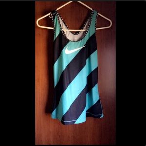 Nike tank